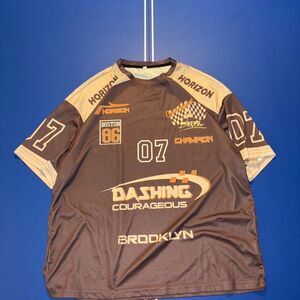 Brown and cream racing tee - size L